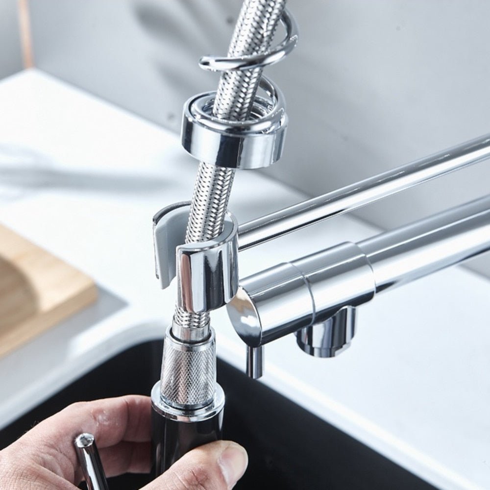Torneira Gourmet de Cozinha Monocromada Com Spray Extensor