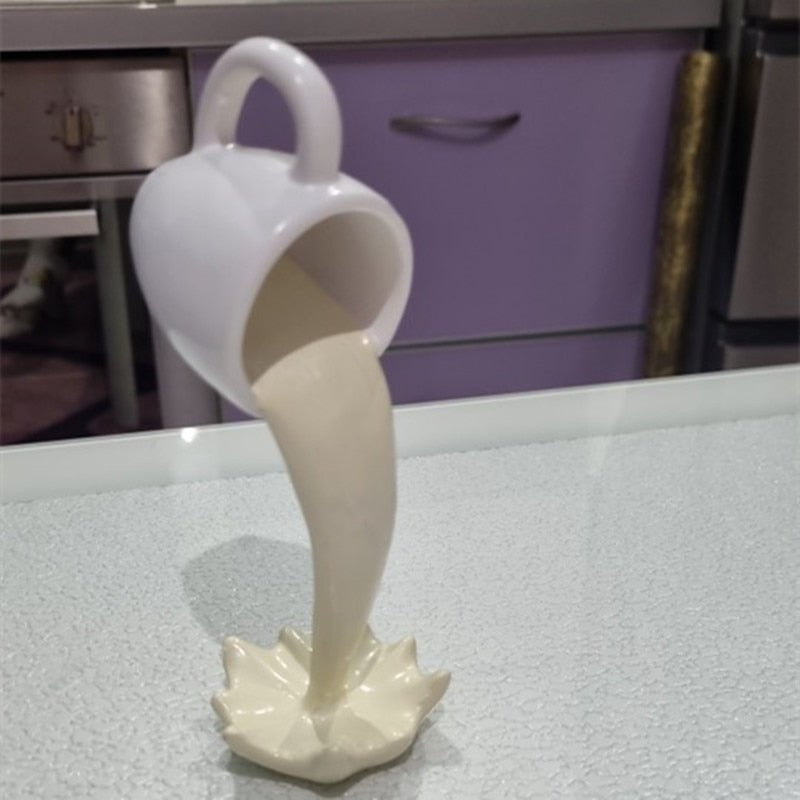 Escultura Decorativa Café derramado
