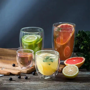 Kit com 4x Copos Criativos com Parede Dupla de Vidro Borosilicato - Resistentes ao Calor para Chá, Leite, Café, Água