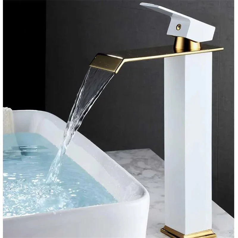 Torneira Premium para Banheiro WhiteGeometric